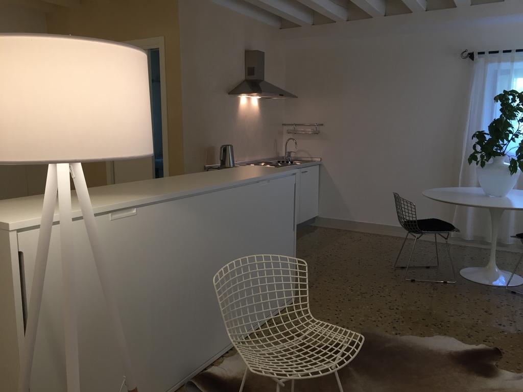 Ca'Bert Villa Dei Glicini Castelnuovo del Garda Extérieur photo